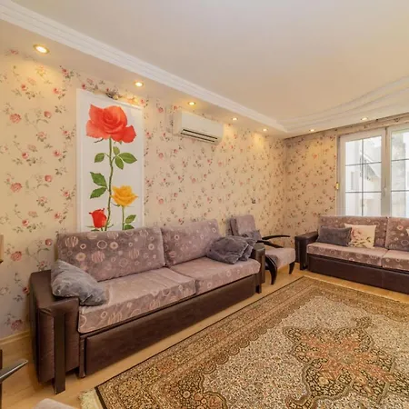 Lovely Flat With Sea View Near In Muratpasa Antalya
